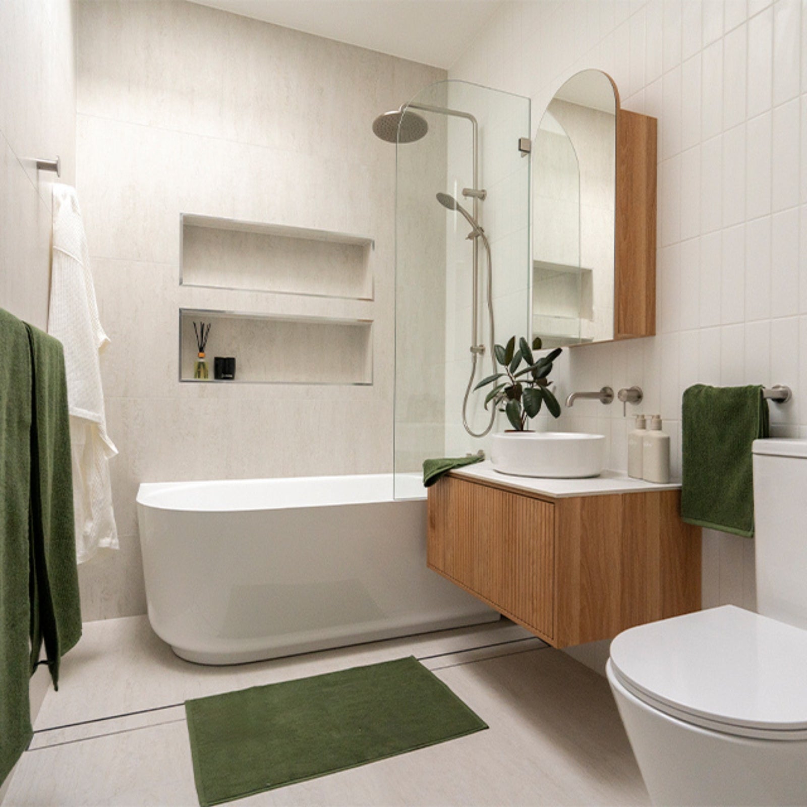 Cam and jules family bathroom collaboration with the blue space- Bao Elegant Back to Corner Bath