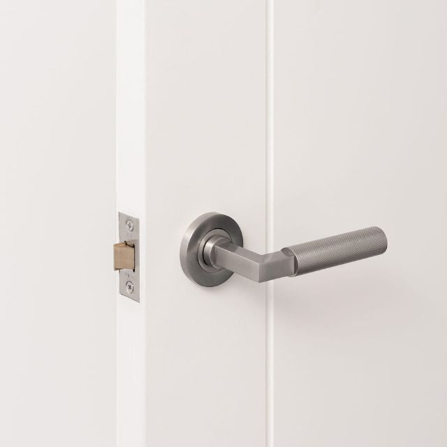 Zanda Zurich Entrance Set 70mm Key/Turn Brushed Nickel