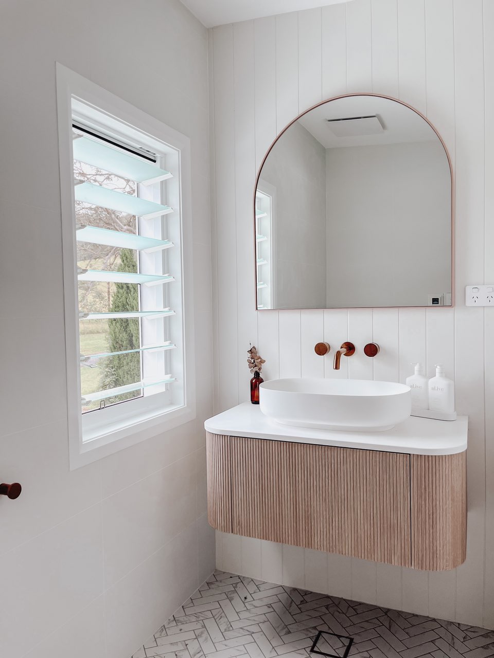 Lifestyle ADP Waverley Bathroom Wall Hung Vanity Single Bowl Cabinet - Sizes 600, 750, 900, 1200, 1500, 1800