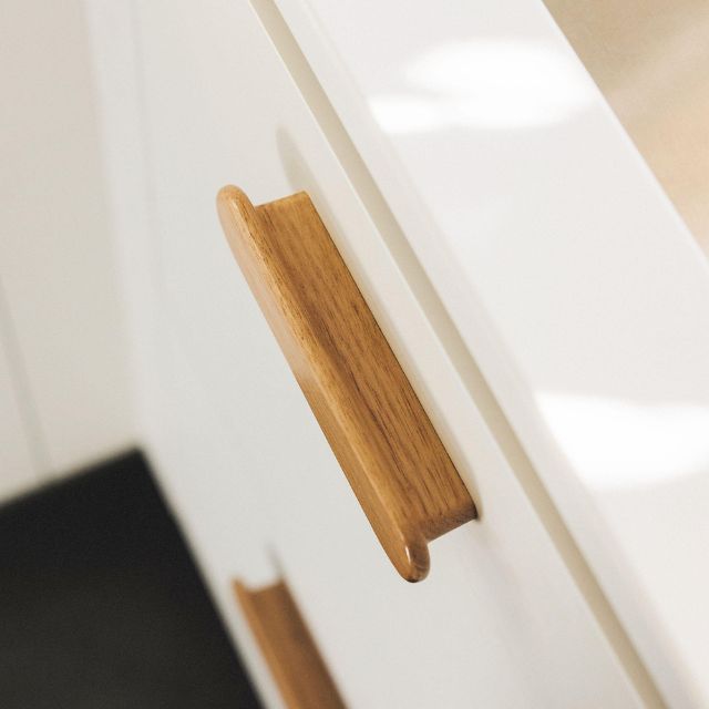 Castella Hydrowood Iluka Timber Pull Handle