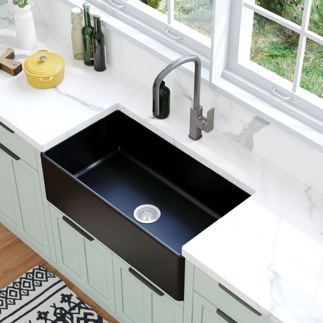 Lifestyle 2 Fienza Benson Butler Sink Large 828 Reversible Fluted & Flat Fire Clay Matte Black 828X452X254mm 68708 - The Blue Space