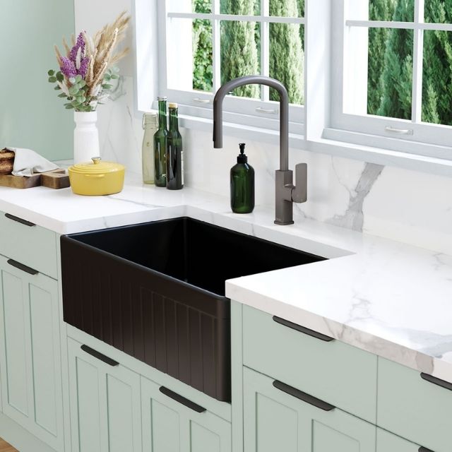 Lifestyle 3 Fienza Benson Butler Sink Large 828 Reversible Fluted & Flat Fire Clay Matte Black 828X452X254mm 68708 - The Blue Space
