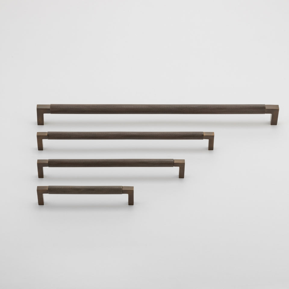 Iver Brunswick 256mm Cabinet Pull Handle Signature Brass