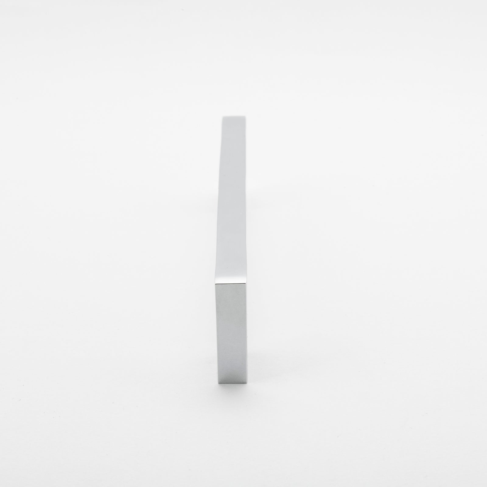 Detail3 Iver Cali 160mm Cabinet Pull Handle Polished Chrome SDG-0532 - The Blue Space