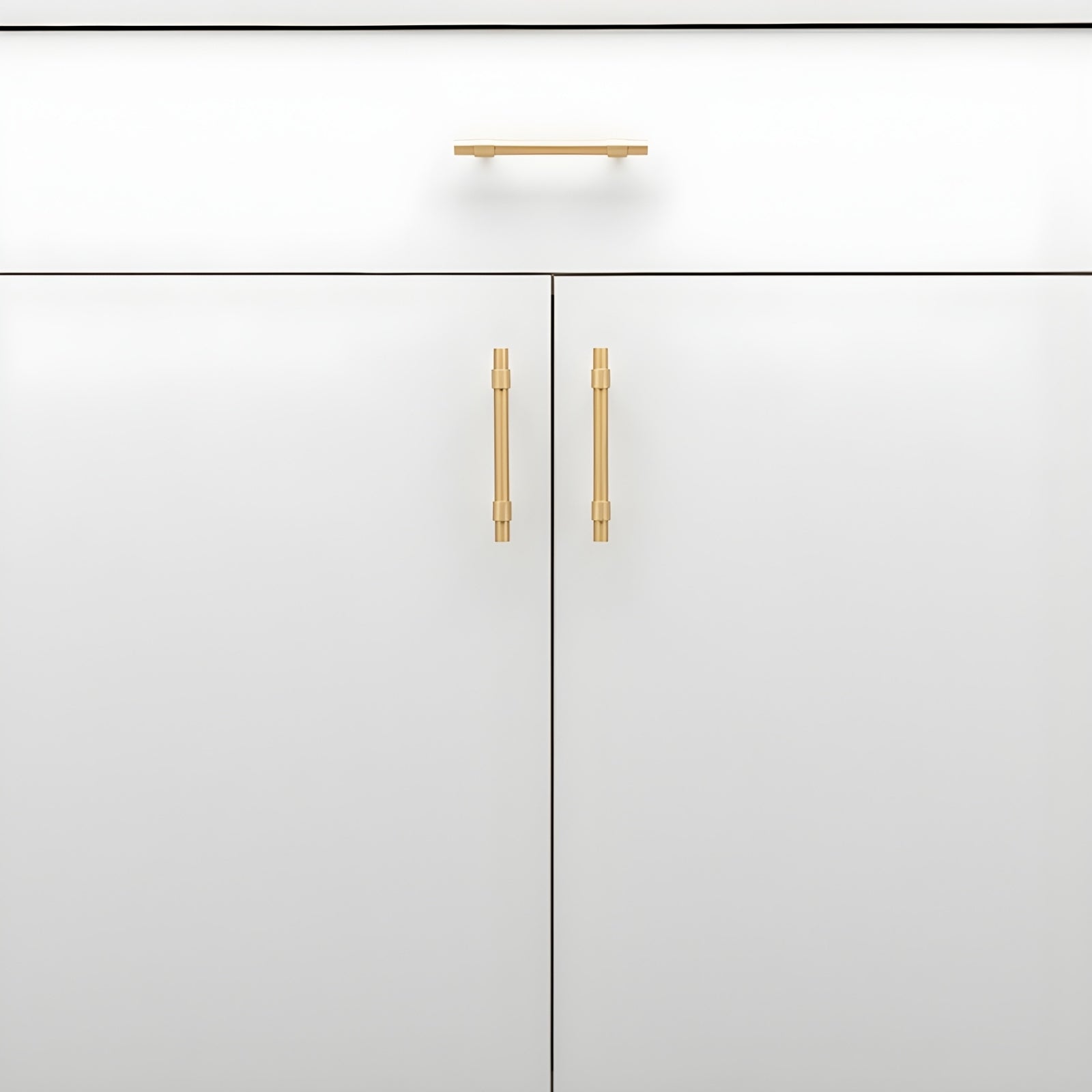 Detail2 Iver Helsinki 96mm Cabinet Pull Handle Brushed Brass 20996 - The Blue Space