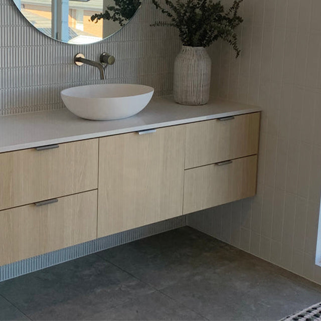 Light Grey Luna Limestone Tile Honed P2 600 x 1200 x 10mm Porcelain | The Blue Space