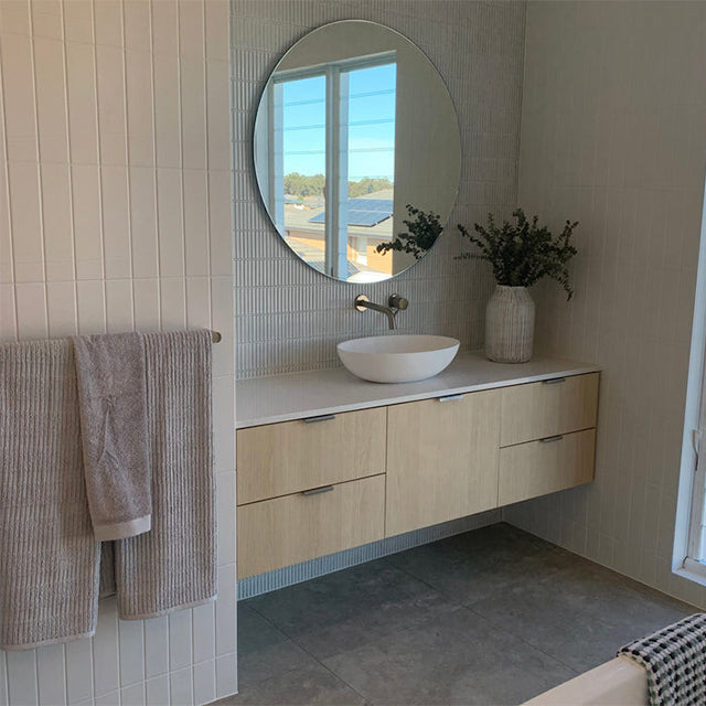 Light Grey Luna Limestone Tile Honed P2 600 x 600 x 10mm Porcelain | The Blue Space