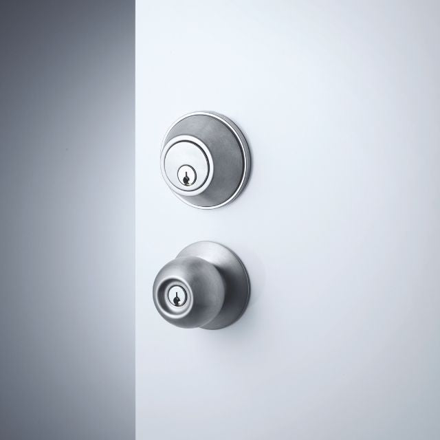 Lifestyle Lockwood Symmetry 7107 Double Cylinder Deadbolt Satin Stainless Steel 7107SSSDP - The Blue Space