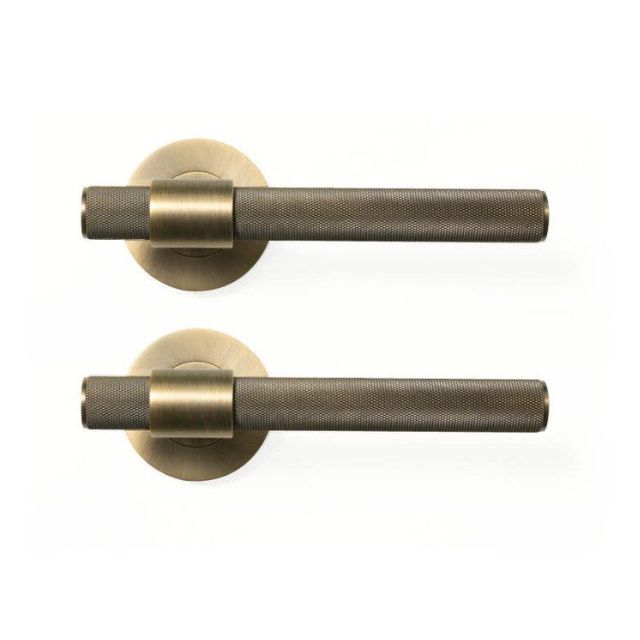 Momo Belgravia Knurled Lever Handle Set Dark Brushed Brass BLGLH.DBB - The Blue Space