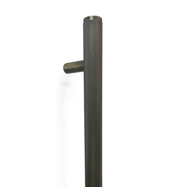 Momo Bellevue Knurled Entry Pull Handle Dark Brushed Brass BVEPKN.DBB - The Blue Space
