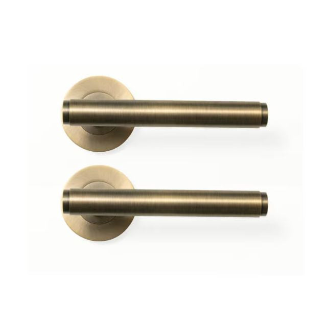 Momo Bellevue Plain Lever Handle Set Dark Brushed Brass BVLHPL.DBB - The Blue Space