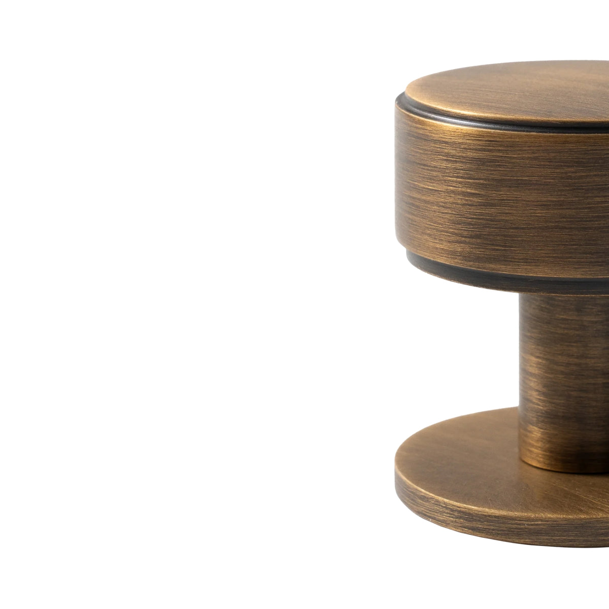 Detail Momo Handles Belgravia 35mm Round Knob Plain Bronze BLGPL035.BNZ - The Blue Space