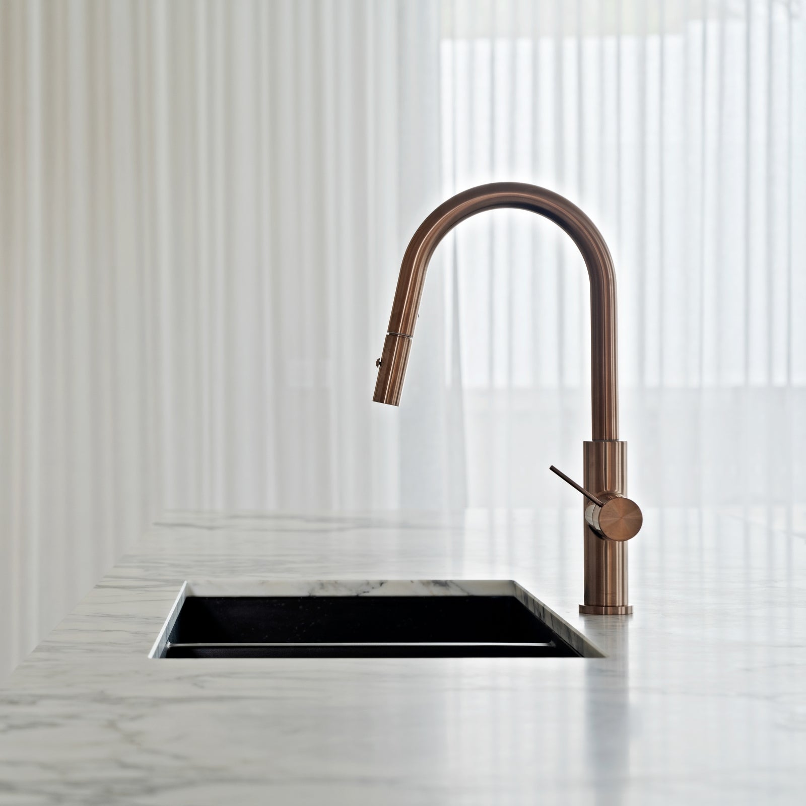 Lifestyle 4 Nero Mecca Smart Sensor Pull Out Kitchen Mixer Brushed Bronze NR221908ABZ - The Blue Space