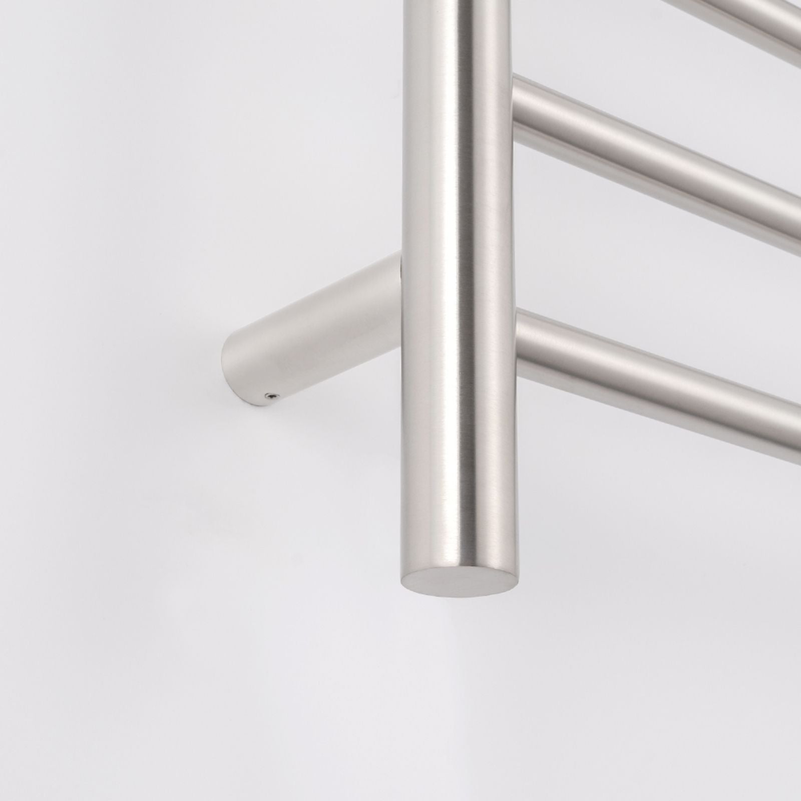 Close Radiant Heated Round Ladder 530 X 700mm Brushed Satin BRU-RTR530RIGHT - The Blue Space