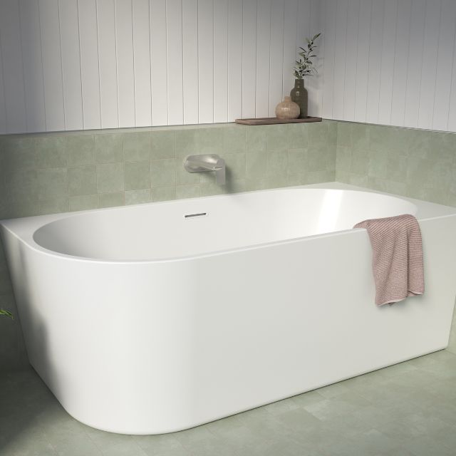 Shop Caroma URBANE II 1500 Right Hand Corner Back To Wall Bath with Overflow UII5RHCWOF - The Blue Space