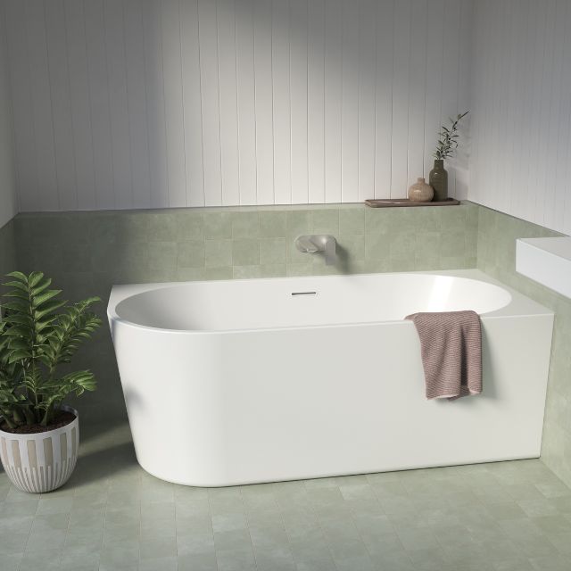 Lifestyle Caroma URBANE II 1700 Right Hand Corner Back To Wall Bath with Overflow UII7RHCWOF - The Blue Space