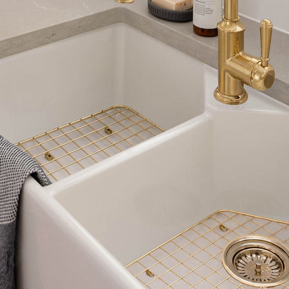 Turner Hastings Chester 80x50 Protective Stainless Steel Grid - RHB - Brushed Brass