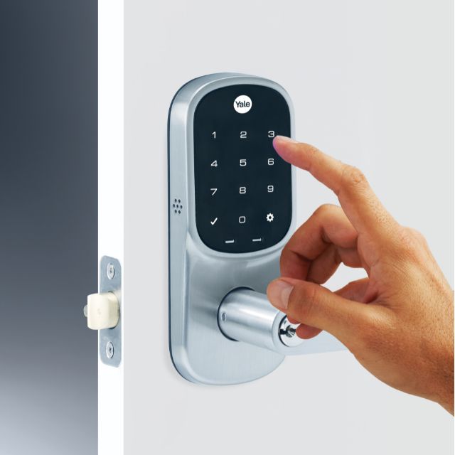 With Hand Yale Assure Keyed Lever with Home Module Satin Chrome YRL226HKSC - The Blue Space
