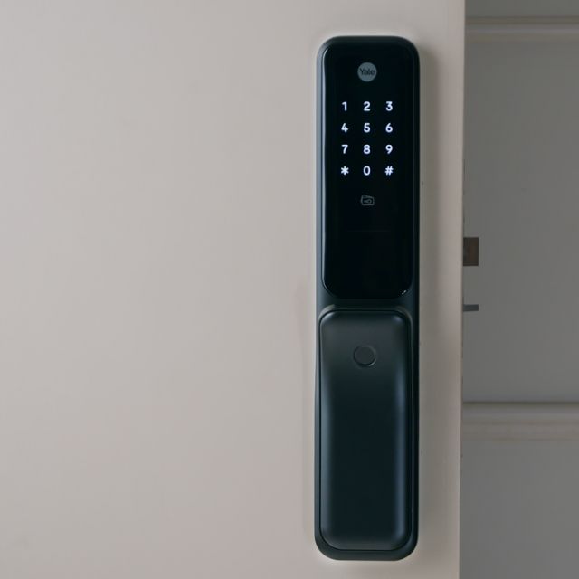 Lifestyle Yale Kyra Pro Smart Push/Pull Mortice Lock with Yale Home Module Matte Black YKR/60/HK/MBK - The Blue Space
