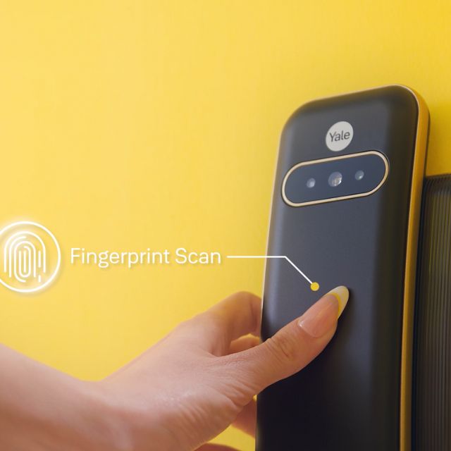 Finger Print Scan Yale Luna Pro+ Smart Push/Pull Mortice Lock with Yale Home Module Champagne Gold YLN/60/HK/NG - The Blus Space