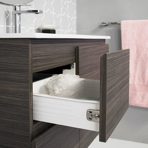 Glacier Lite Bright White interior and drawer hardware