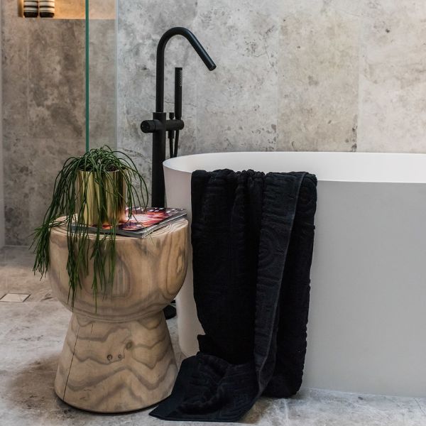 Meir Pinless Round Freestanding Bath Spout and Hand Shower Matte Black