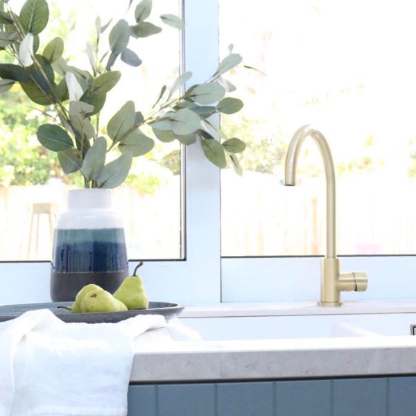 Meir Pinless Round Kitchen Sink Mixer Tap Tiger Bronze in Modern Kitchen Design - The Blue Space