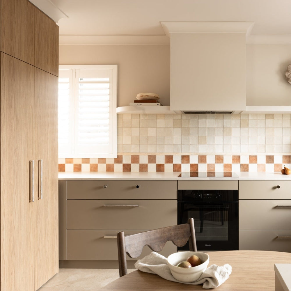 Momo Handles Barrington in Polished Nickel country kitchen