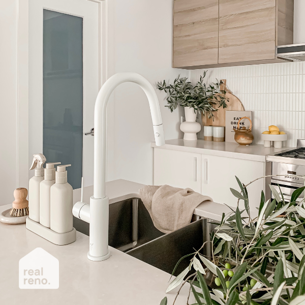 Nero Mecca Pull Out Sink Mixer With Vegie Spray Matte White