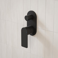 Caroma Urbane II Bath/Shower Mixer with Diverter Round Matte Black