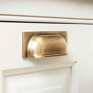 Castella Hastings Cup Pull Aged Brass