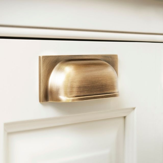 Castella Hastings Cup Pull Aged Brass
