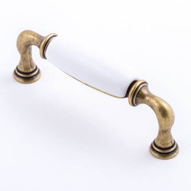 Castella Manor 96mm Handle White/Antique Brass