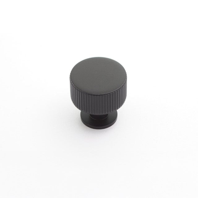 Castella Ridge 30mm Knob Matte Black
