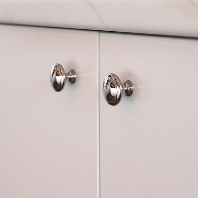 Castella Windsor 30mm Knob  Polished Nickel