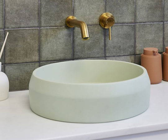 {"type":"root","children":[{"type":"paragraph","children":[{"type":"text","value":"Going green!"}]}]}