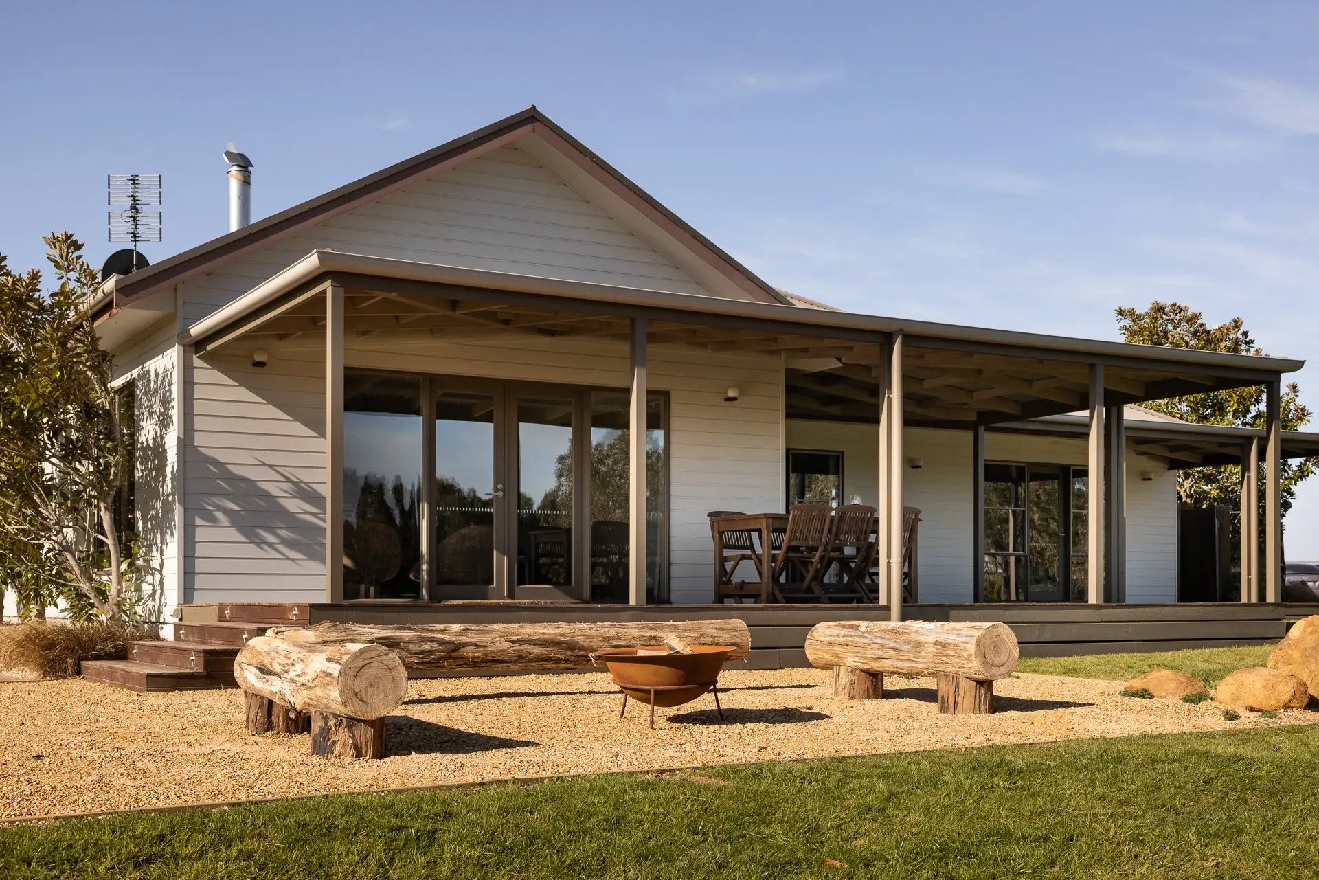 {"type":"root","children":[{"type":"paragraph","children":[{"type":"text","value":"Mow the Lawn and Trim Hedges "}]}]}