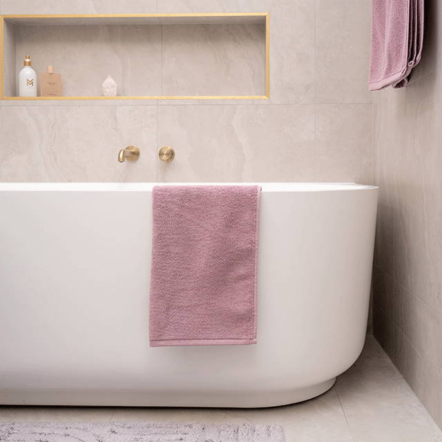 {"type":"root","children":[{"type":"paragraph","children":[{"type":"text","value":"Statement Pieces: Bao Basin, Bath & Toilet"}]}]}