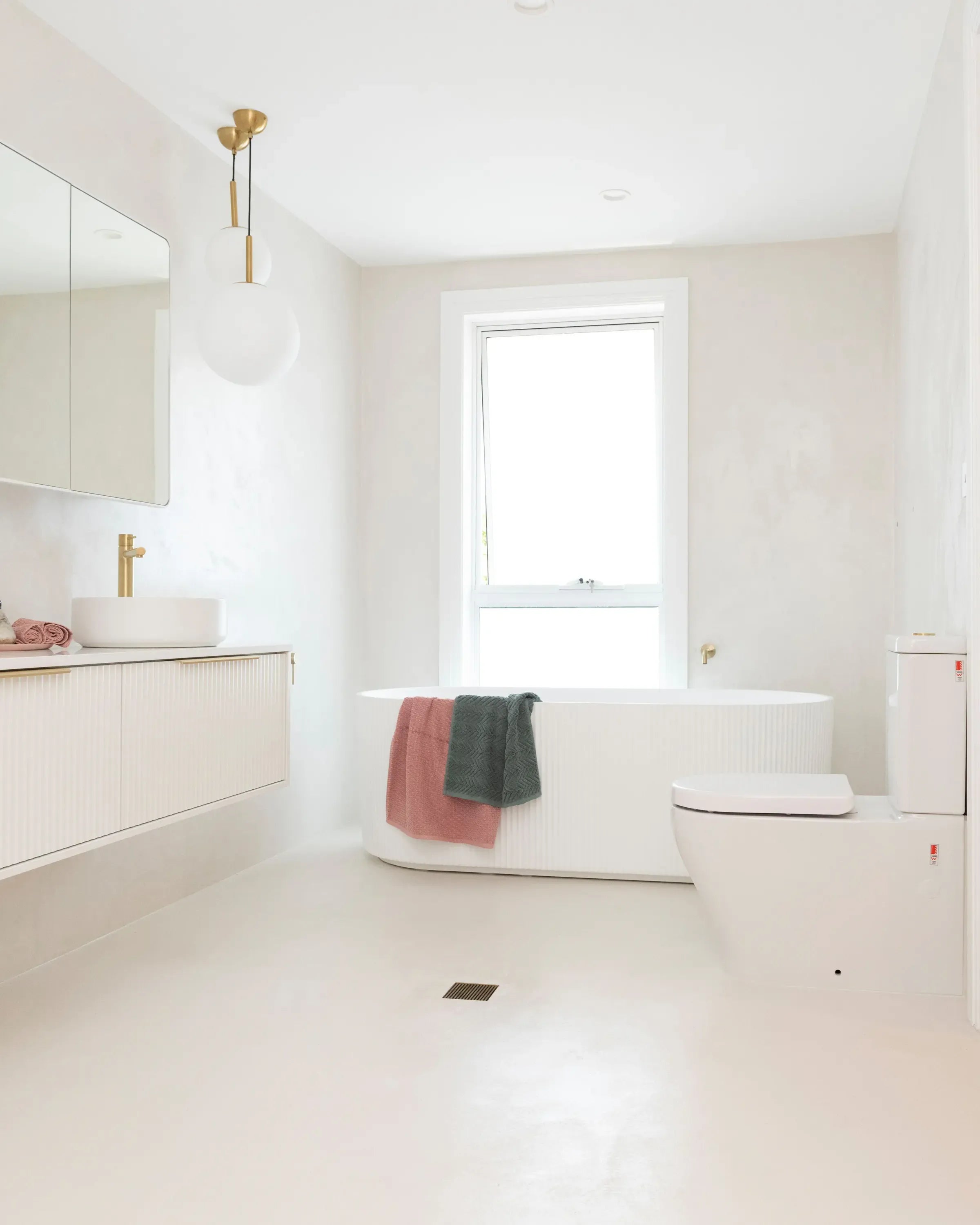 {"type":"root","children":[{"type":"paragraph","children":[{"type":"text","value":"Choosing the Right Drain for Your Renovation"}]}]}