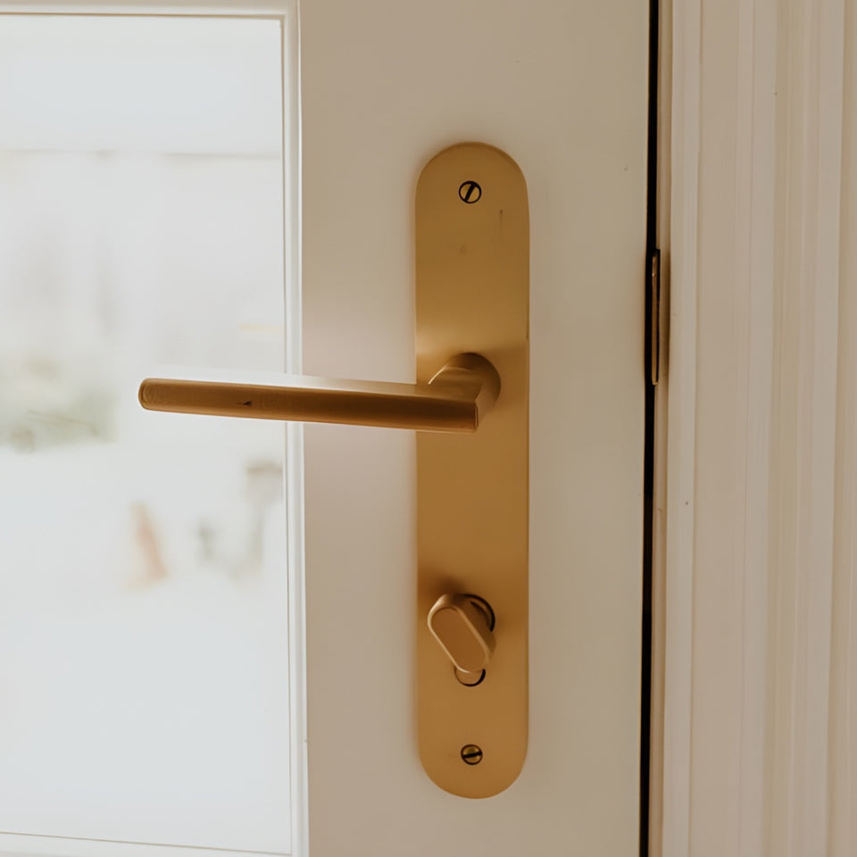 Iver Baltimore Lever Oval Backplate Entrance Kit with High Security Lock Brushed Brass