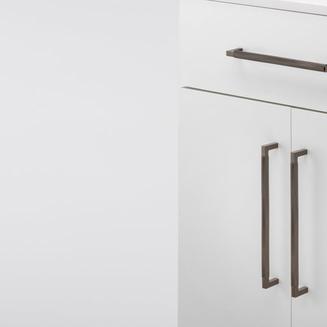 Lifestyle Iver Brunswick 256mm Cabinet Pull Handle Signature Brass 22124 - The Blue Space