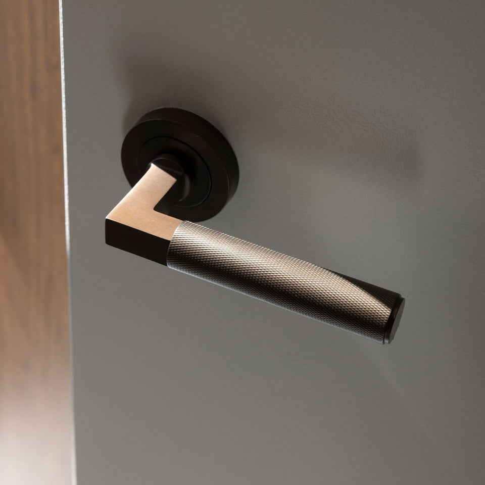 Iver Brunswick Lever Round Rose Entrance Kit with High Security Lock Signature Brass