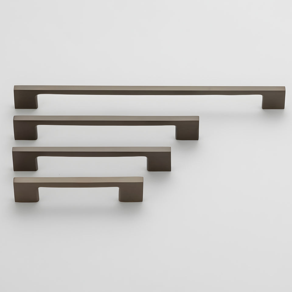 Iver Cali 160mm Cabinet Pull Handle Signature Brass