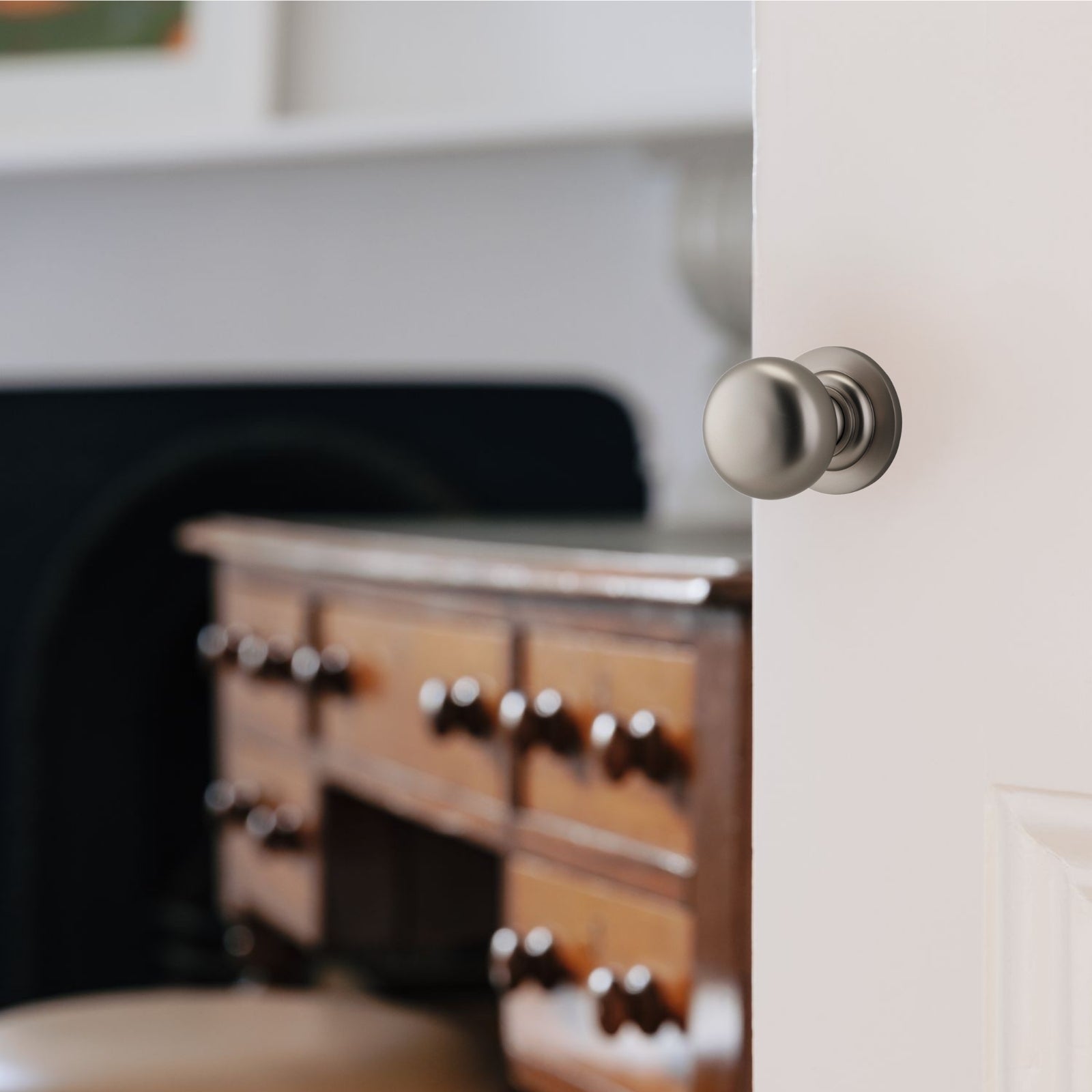 Lifestyle Iver Cambridge Knob Round Rose Privacy Kit with Separate Privacy Turn Satin Nickel  0209KPRIV60 - The Blue Space