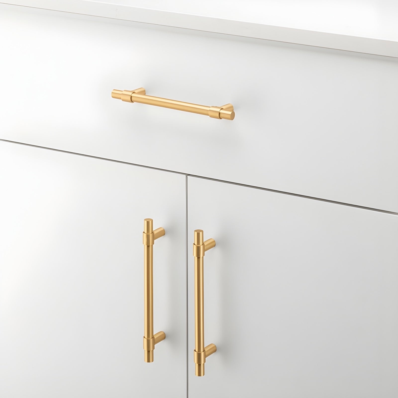 Detail1 Iver Helsinki 128mm Cabinet Pull Handle Brushed Brass 21006 - The Blue Space