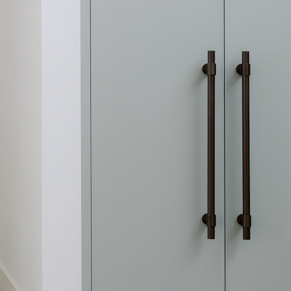 Iver Helsinki 256mm Cabinet Pull Handle Signature Brass
