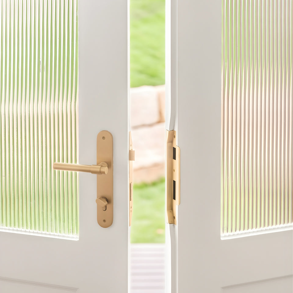 Iver Helsinki Lever Oval Backplate Entrance Kit with High Security Lock Brushed Gold PVD