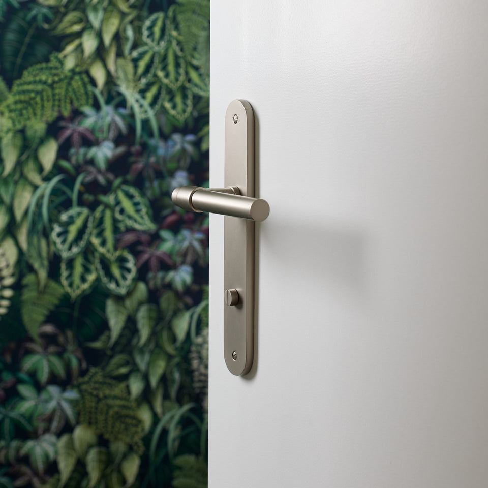 Iver Helsinki Lever Oval Backplate Privacy Kit with Privacy Turn Satin Nickel