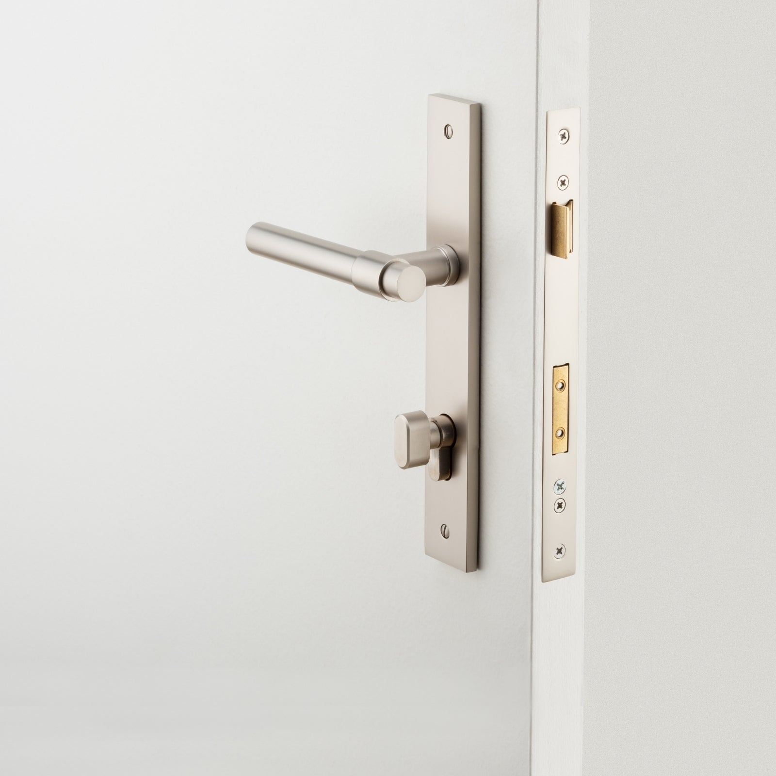 Lifestyle Iver Helsinki Lever Rectangular Backplate Entrance Kit with High Security Lock Satin Nickel 14896KENTR60KT - The Blue Space