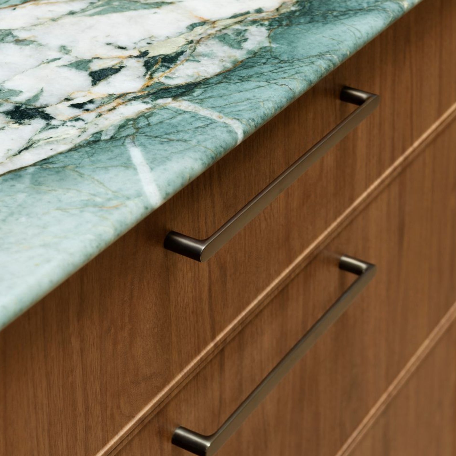 Project Image Iver Osaka 256mm Cabinet Pull Handle Signature Brass 20971 - The Blue Space